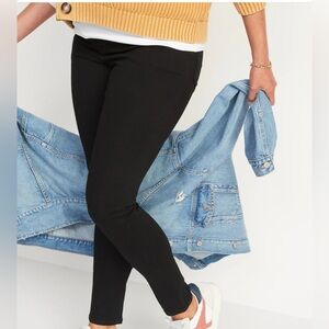 Old Navy Maternity Full-Panel Rockstar Super Skinny Jeans, Size 18 Short